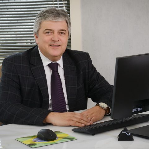 VOLMIR ANDRÉ PAZA VOLMIR ANDRÉ PAZA