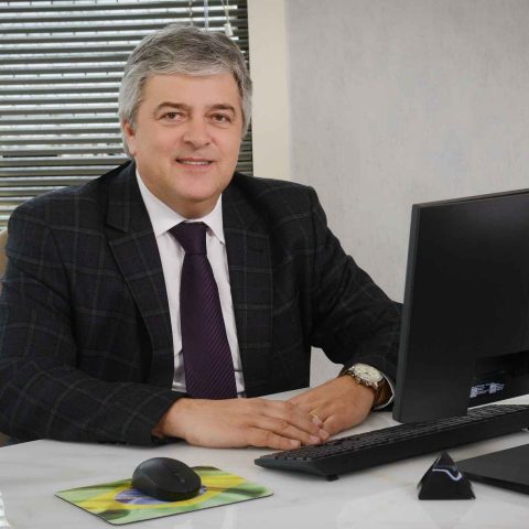 VOLMIR ANDRÉ PAZA